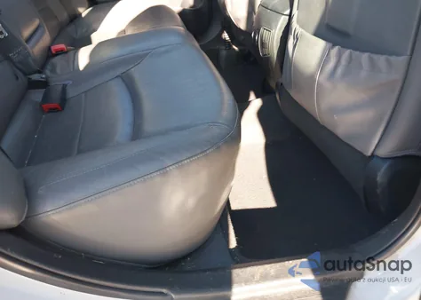 2012 Hyundai Sonata Hybrid z USA, uszkodzony, nr VIN KMHEC4A44CA020865